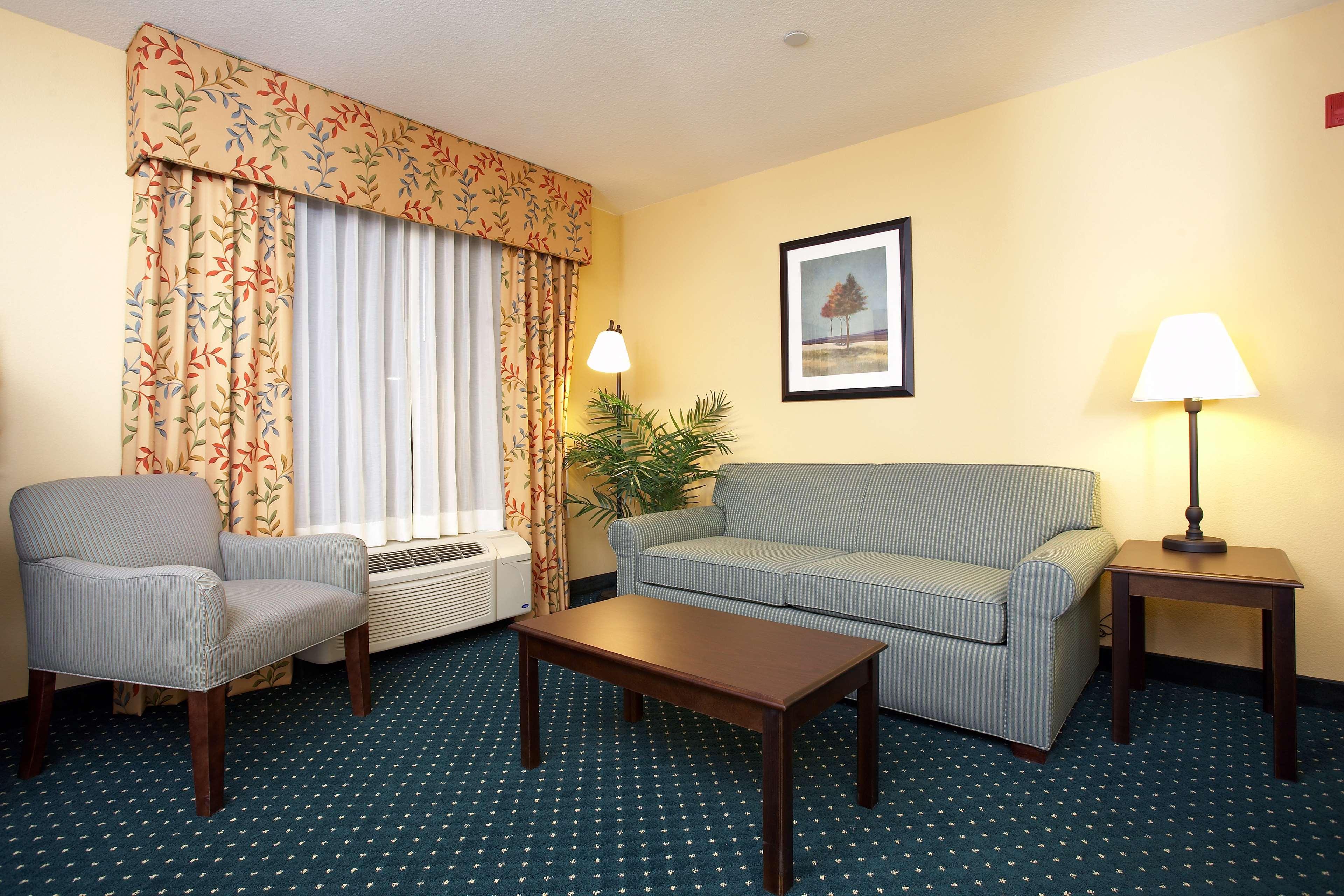 Hampton Inn & Suites Sacramento-Elk Grove Laguna I-5 Room photo