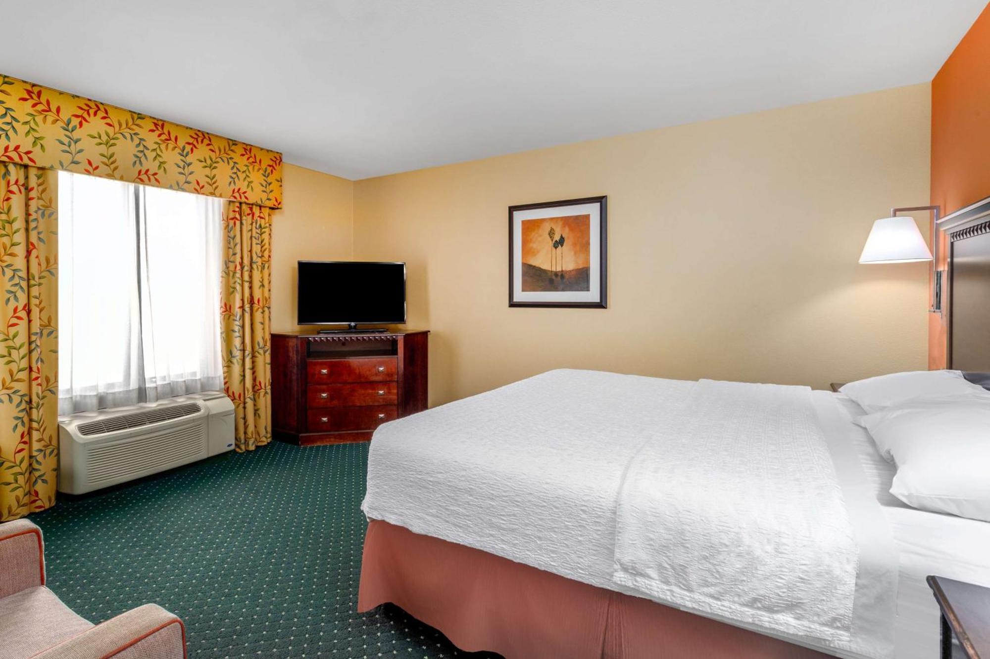 Hampton Inn & Suites Sacramento-Elk Grove Laguna I-5 Exterior photo