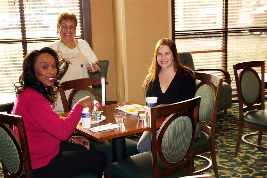 Hampton Inn & Suites Sacramento-Elk Grove Laguna I-5 Restaurant photo